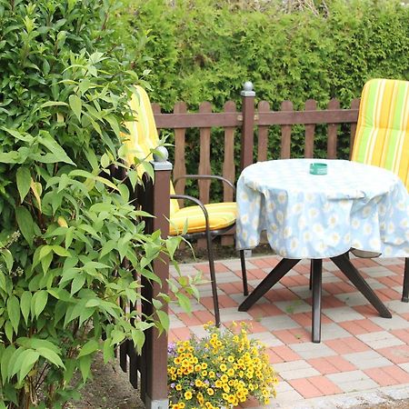 Attractive Apartment In Kluetz Near The Sea Extérieur photo